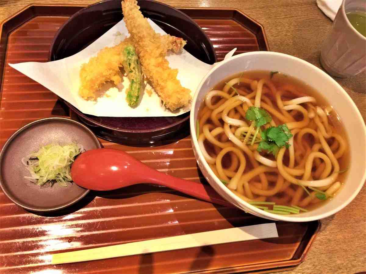 2017年-藍寶石公主號郵輪 - 炸蝦烏龍湯麵
